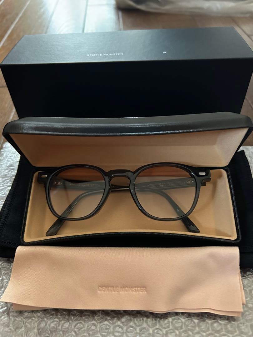 ジェントルモンスター　サングラス　Eddy A GR2