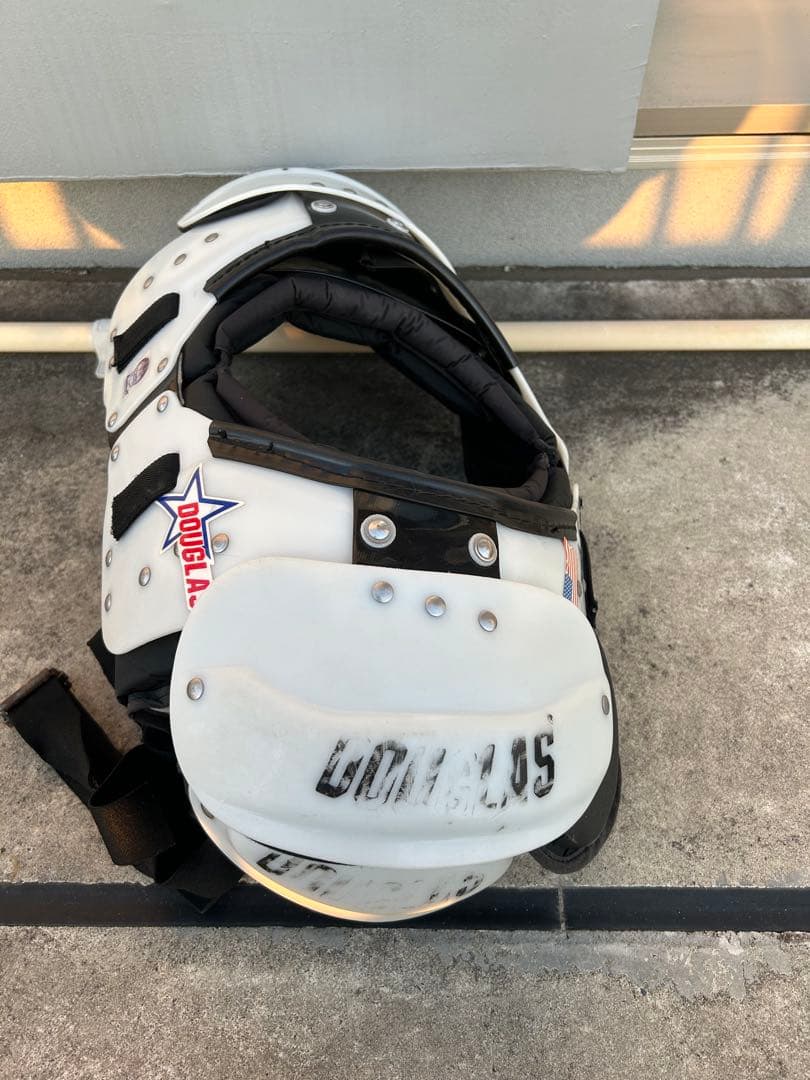 DOUGLAS CBK XS アメリカンフットボール防具