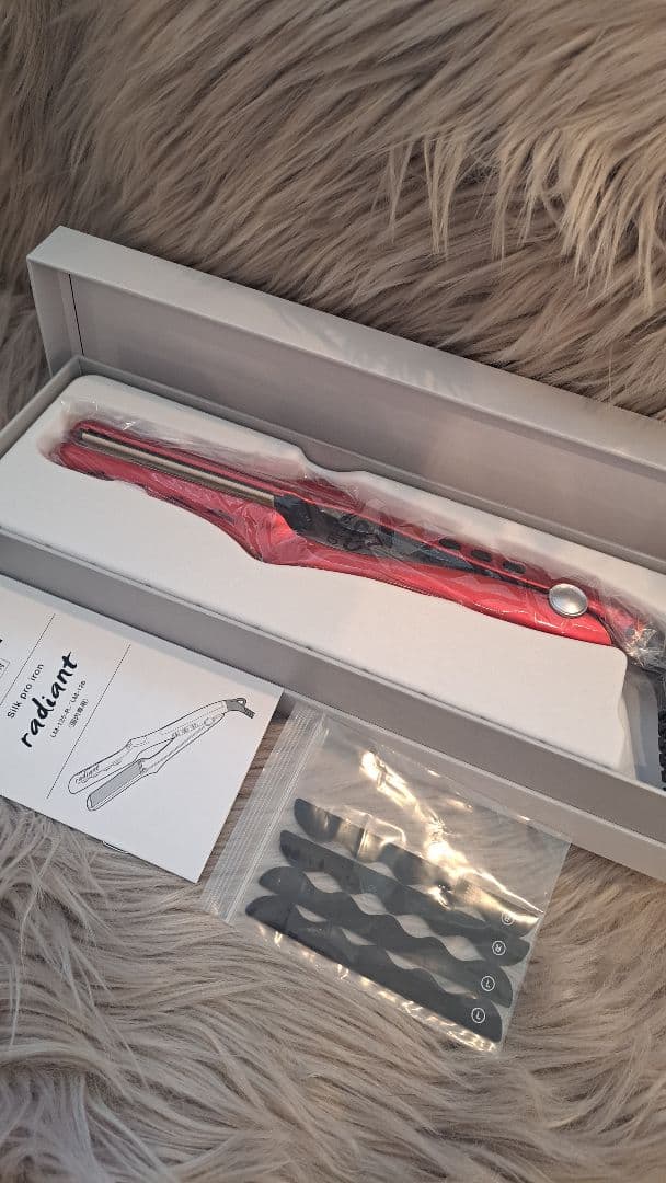 radiant ストレートヘアアイロン レッド28ミリ早い者勝ち即購入可能