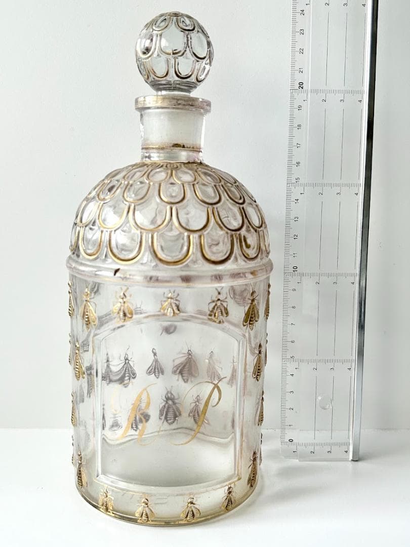 an02　ゲラン　GUERLAIN　アンティーク香水瓶　 ゴールド ビーボトル