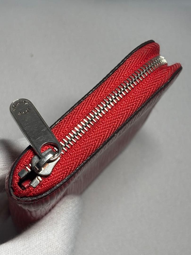 LOUIS VUITTON ルイ・ヴィトン ジッピーパース　エピ　レッド