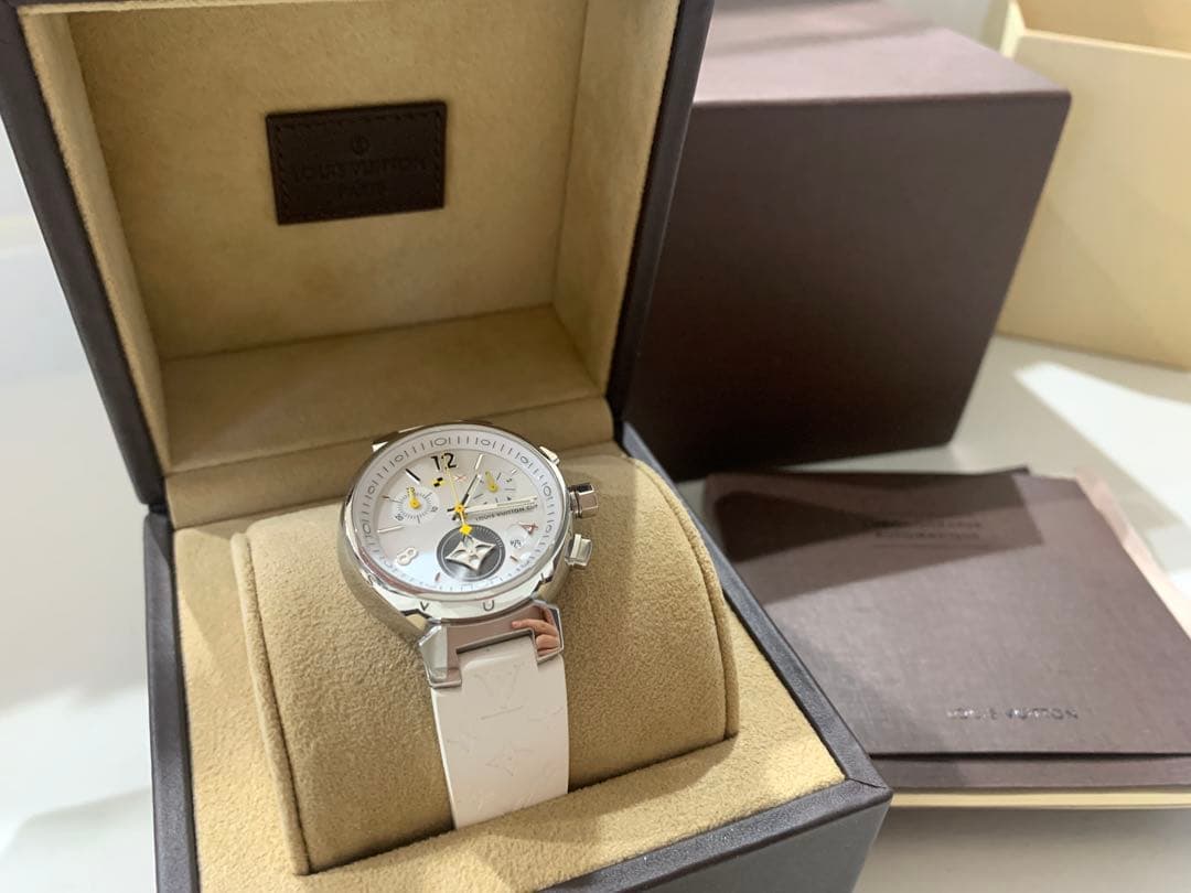 ルイヴィトン　レディース　腕時計　ホワイト　白　人気　おしゃれ　正規品　本物