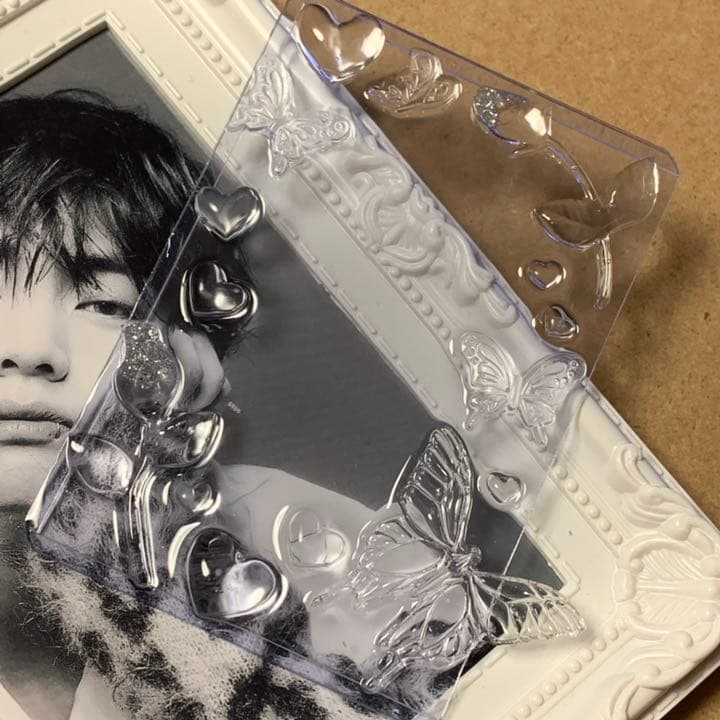 【蕾のラメ色増えました】トレカケース デコ 硬質ケース レジン ハンドメイド