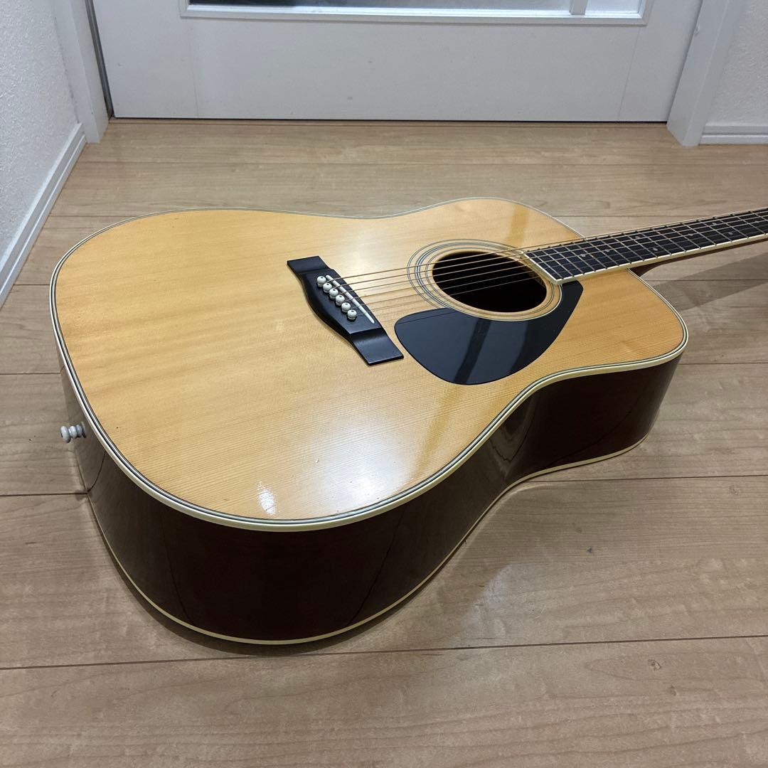 日本製　ヤマハ FG-200D 極美品　弦高調整済み　すぐ弾けます