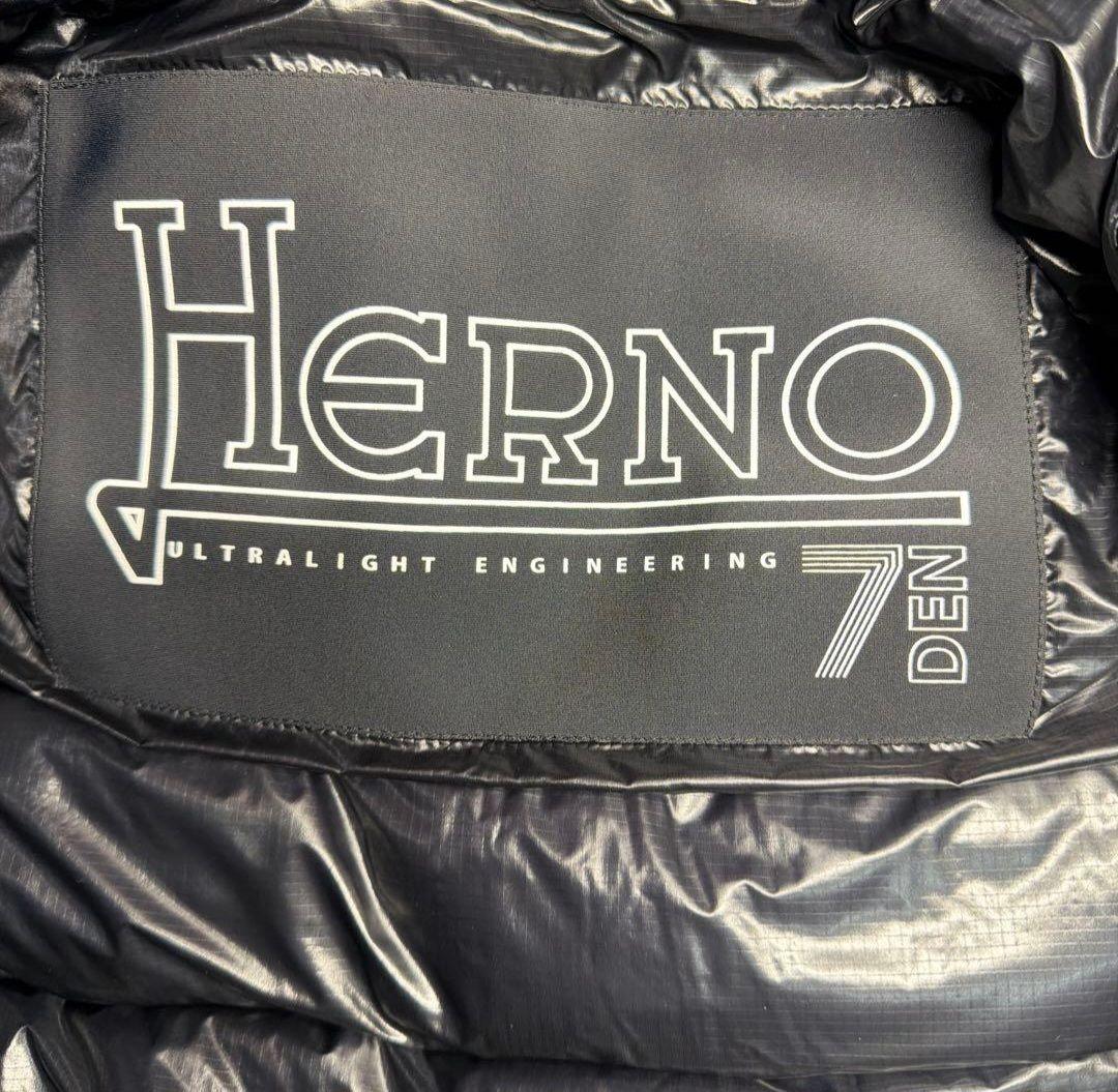 HERNO ブラック ダウンベスト サイズ50 美品タイムセール