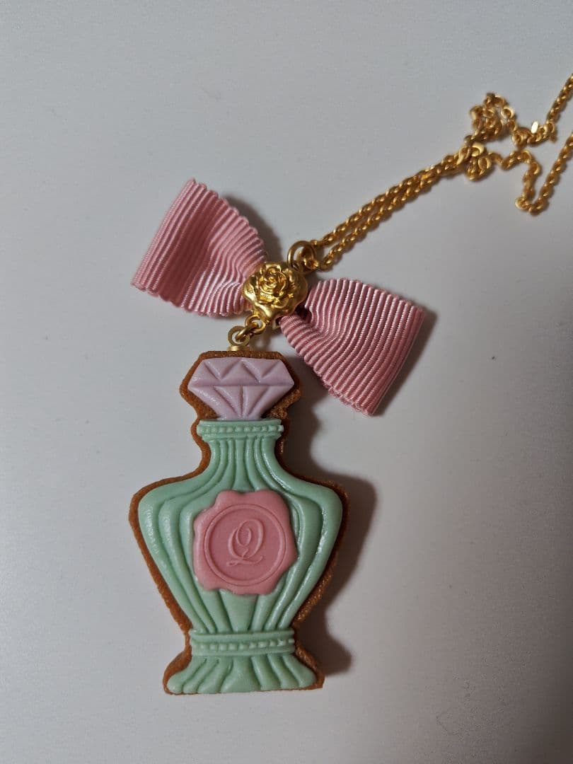m*）様 ★Q-pot★青木美沙子コラボ★香水瓶ネックレス★グリーン★