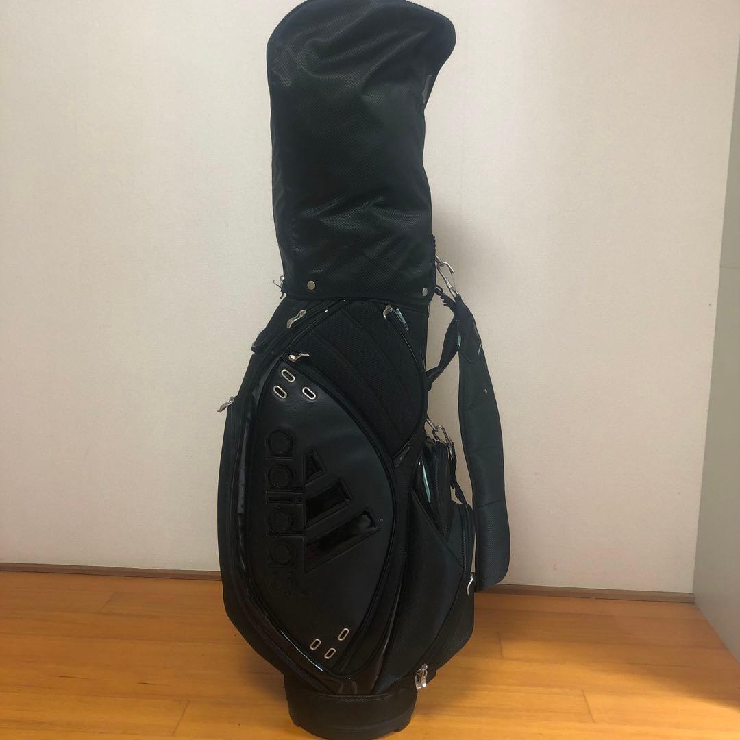 adidasアディダス キャディバッグ ブラック　フード付き
