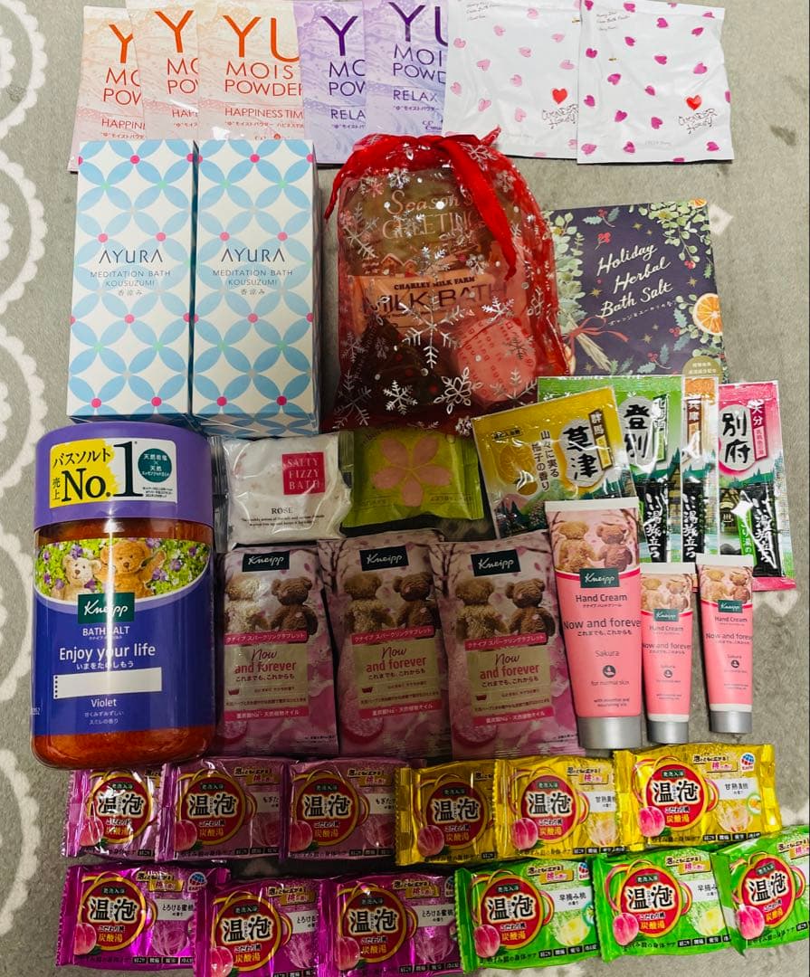 アユーラ　メディテーションバス　クナイプ　スミレ　バスソルト　ハンドクリーム