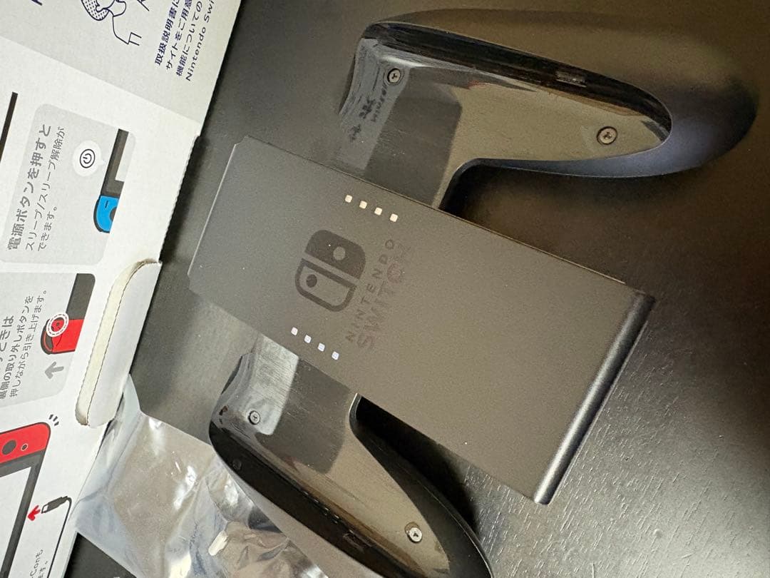 スイッチ本体、ケース付き