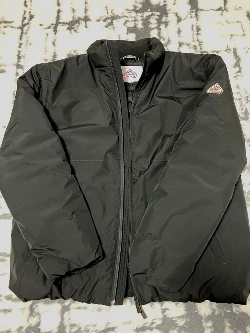 【美品】 ＜PYRENEX＞ ダウンジャケット