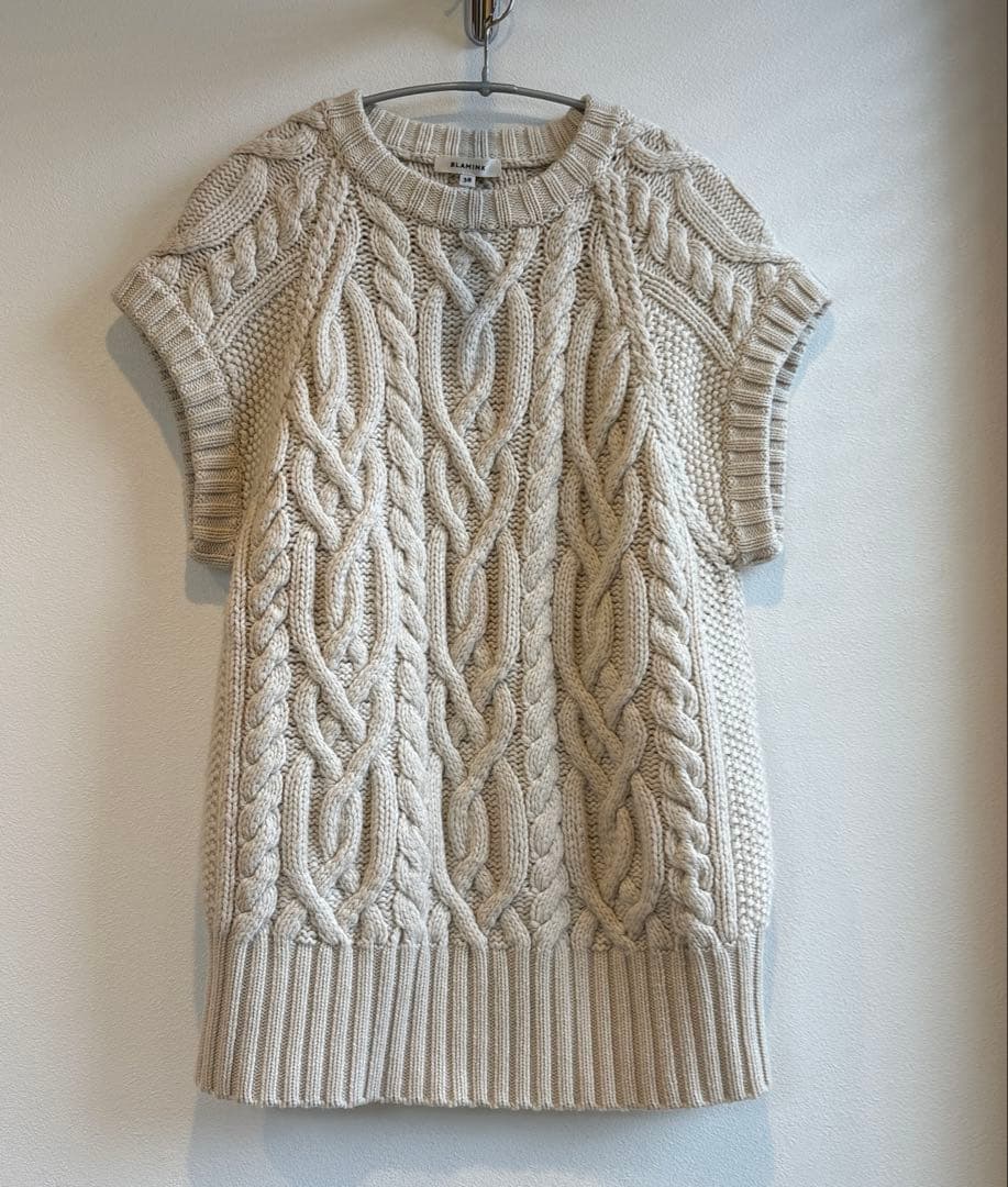 BLAMINK ケーブルニットベスト 38 アイボリー