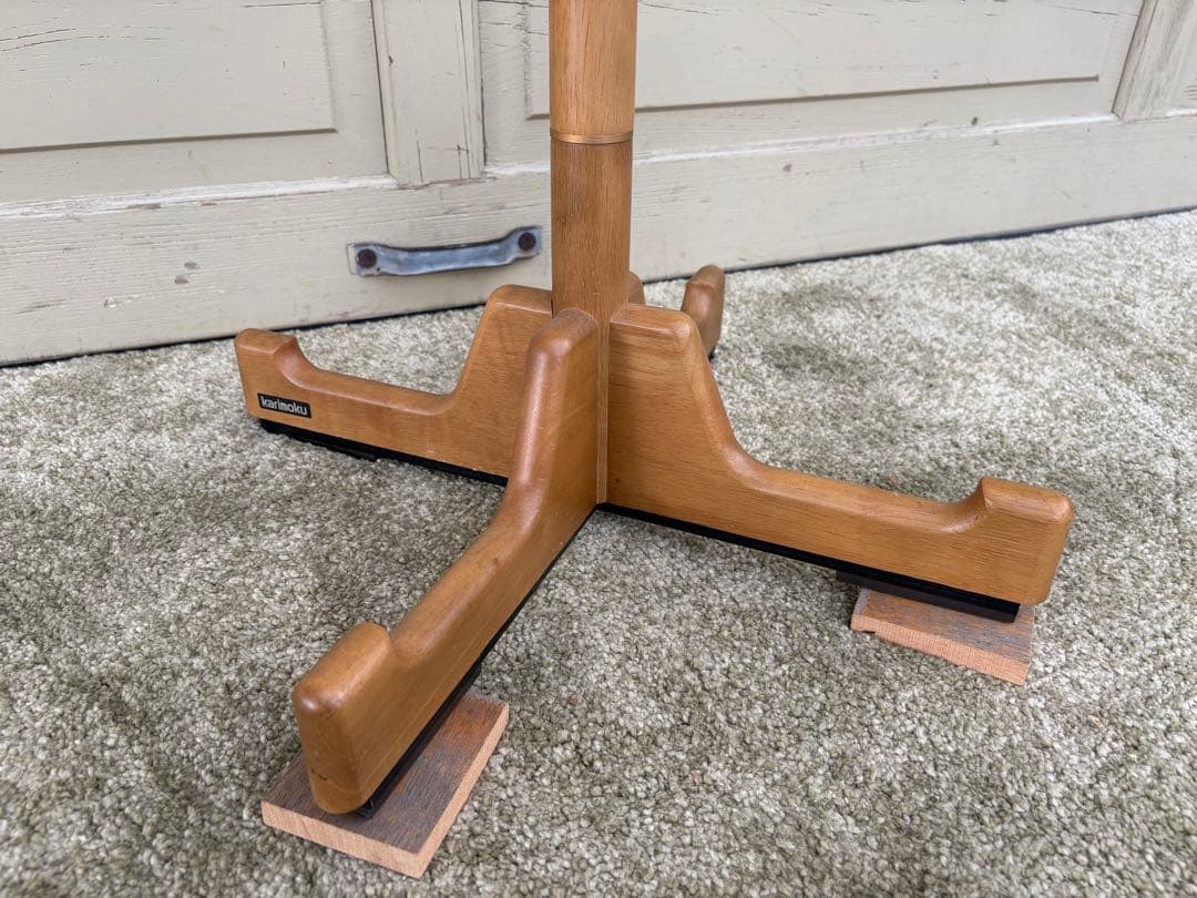 カリモク コートハンガー ポールハンガー アンティーク調 ハンガーラック