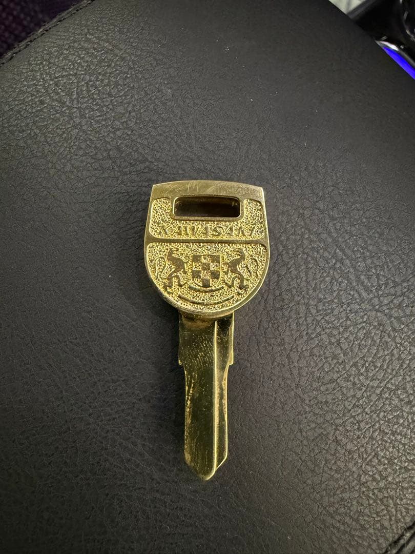 【日本製】Z1 Z2 真鍮　ブランクキー　鍵 彫金師に依頼しています