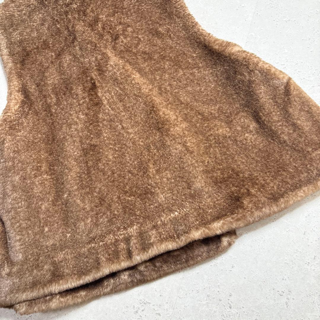 美品　ミズイロインド イミテーション ファー ベスト　ジレ