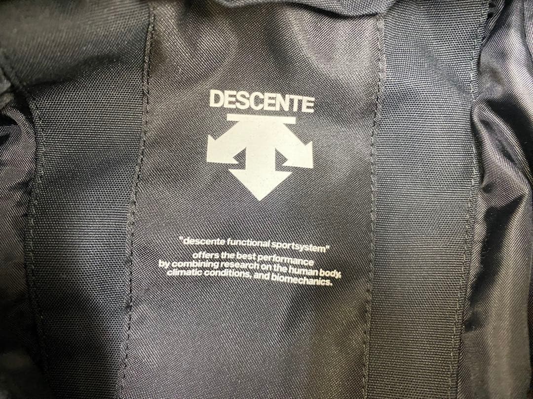 e556☆DECENTE フード付きスキーウェア