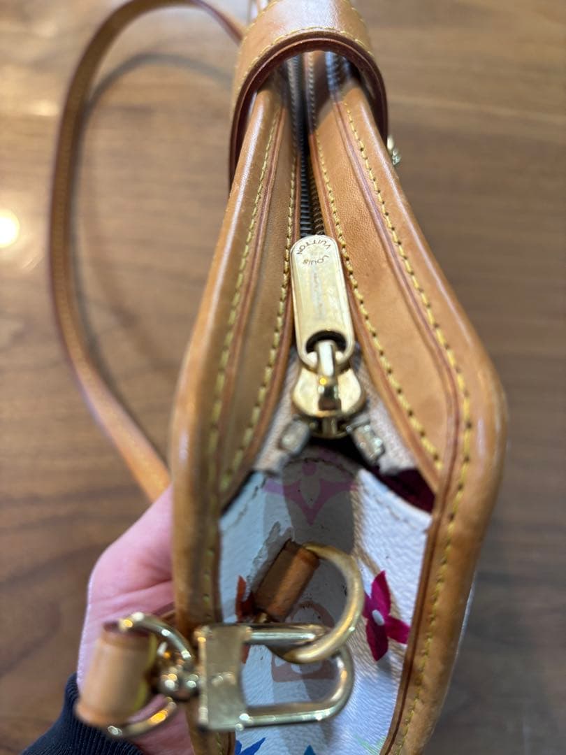 ルイヴィトン　マルチモノグラム　クラッチバッグ