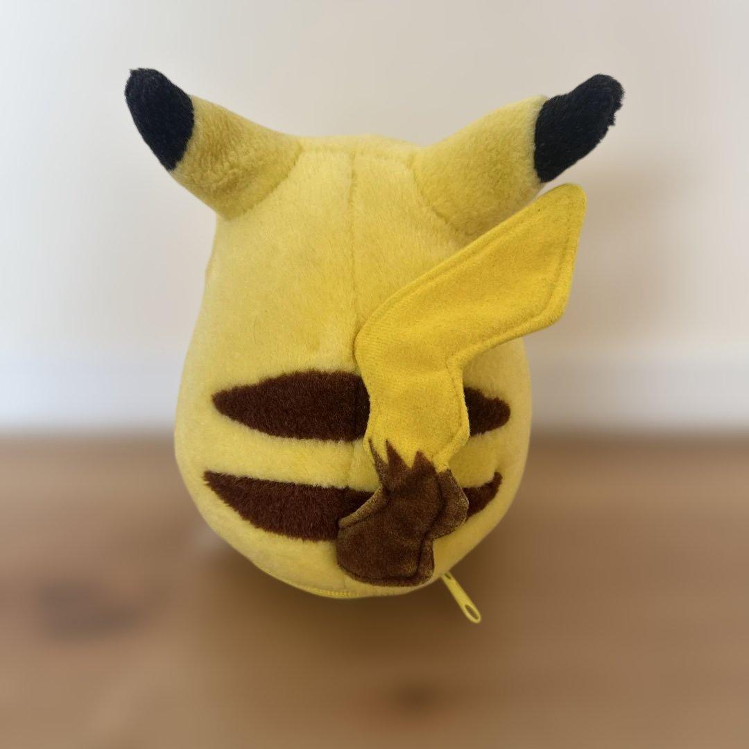 TOMY 初期　ピカチュウ　ぬいぐるみ