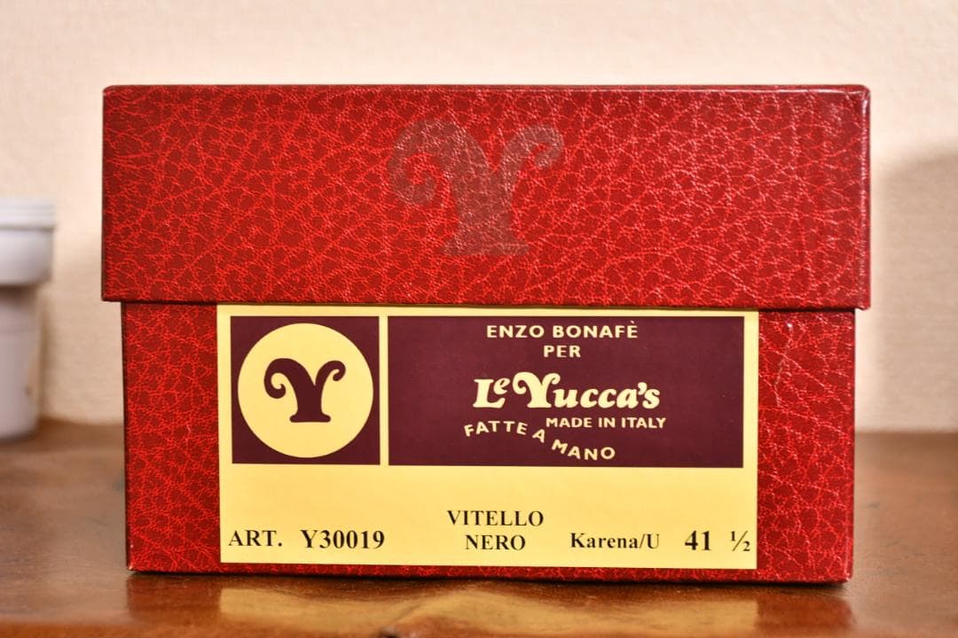 【美品】Le Yucca's Y30019 41.5 26.5cm