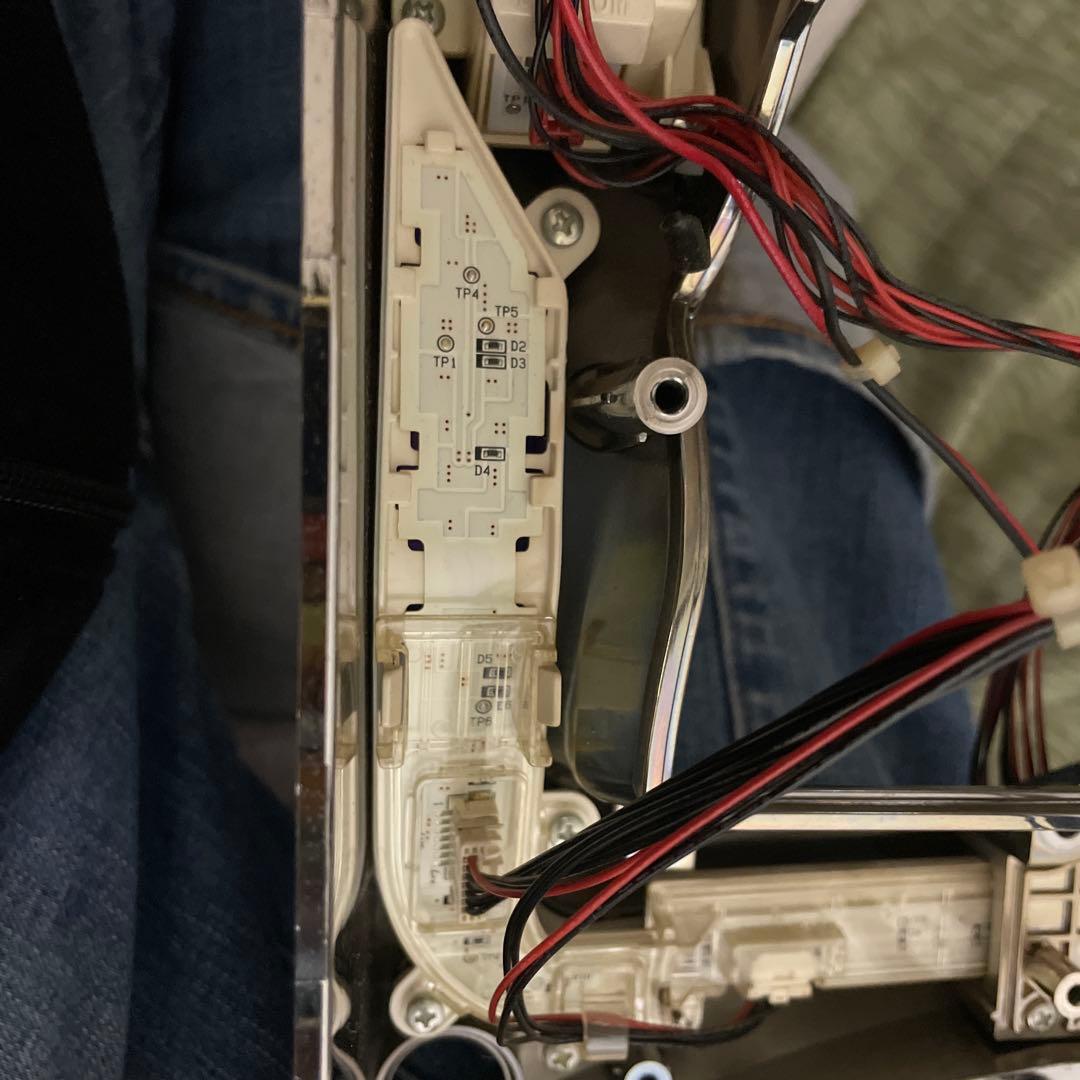 パチスロ　5号機 　バジリスク絆２　一部部品のみでも可です　バズーカー筐体