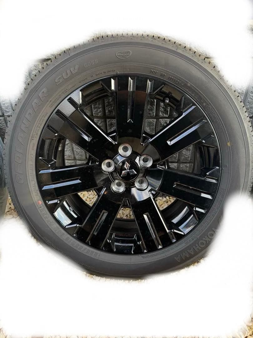 デリカD5 後期　純正タイヤホイールセット　引き取り限定