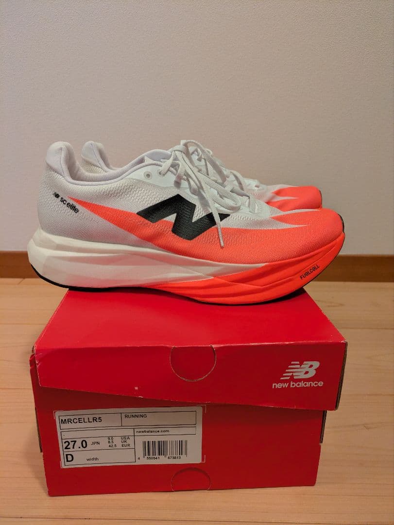 New Balance Fuelcell SC Elite 5 初期特典付き
