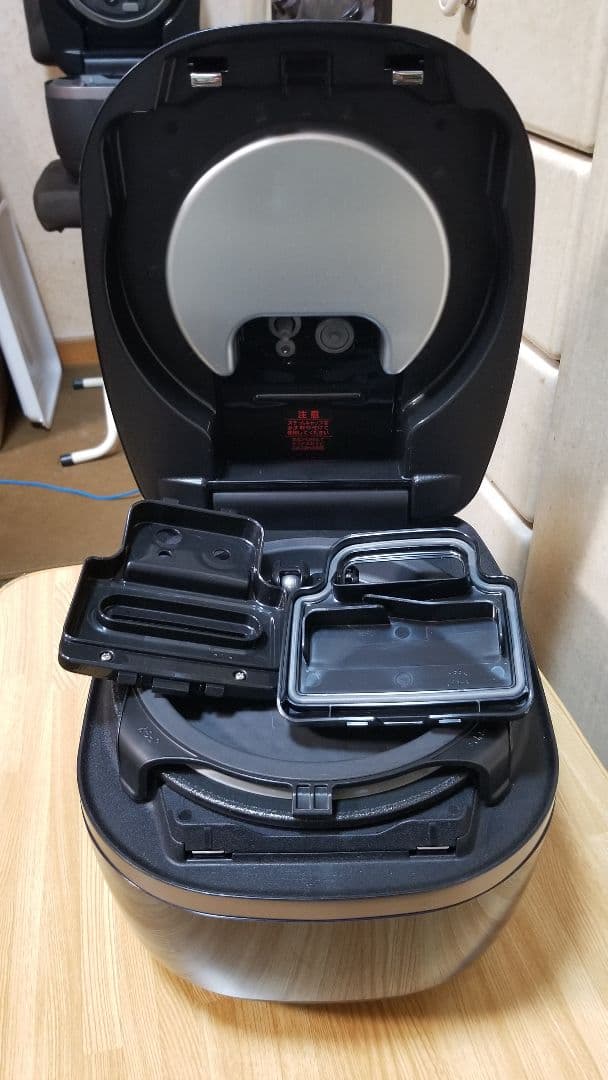 ☆2021年製☆土鍋ご泡火炊き☆タイガー圧力IH炊飯器 ハイグレードモデル