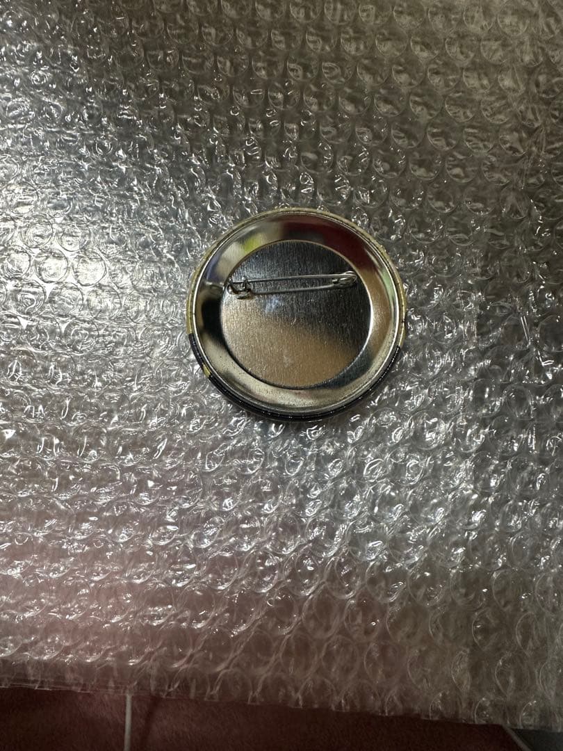 【希少】劇場版 小鳥遊六花•改　凸守早苗 缶バッジ