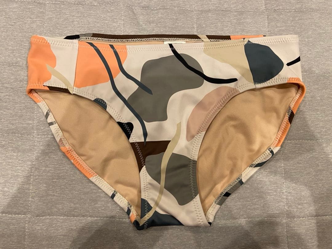 【Ｌ】HELLY HANSEN 水着 ビキニ