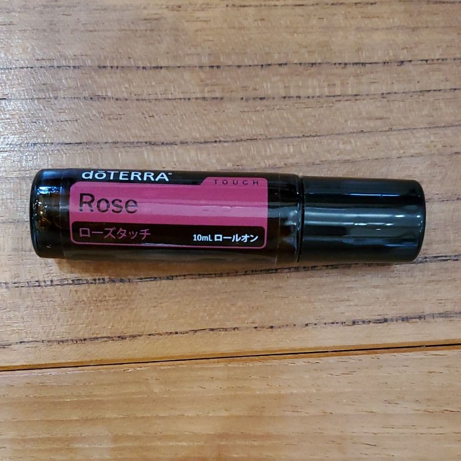 ドテラ　ローズタッチ　ロールオン