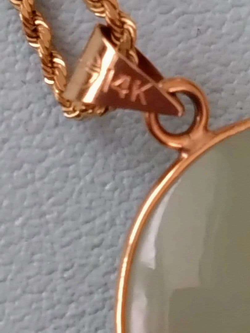 ままんれーぬ様 14K翡翠 ペンダントネックレス薔薇彫刻