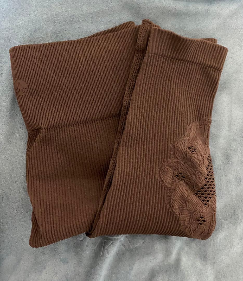 SUKALA　アクティブデイジー上下　Mサイズ ブラウン