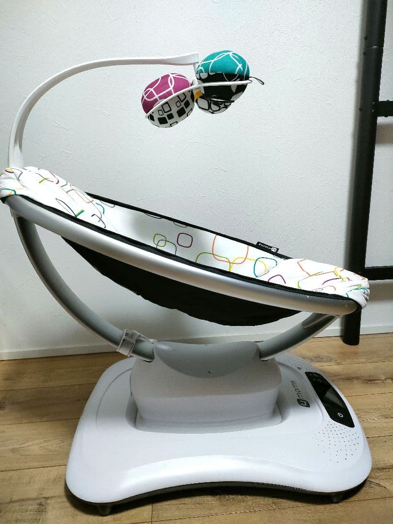 電動バウンサー mamaRoo4.0(ママルー4.0)