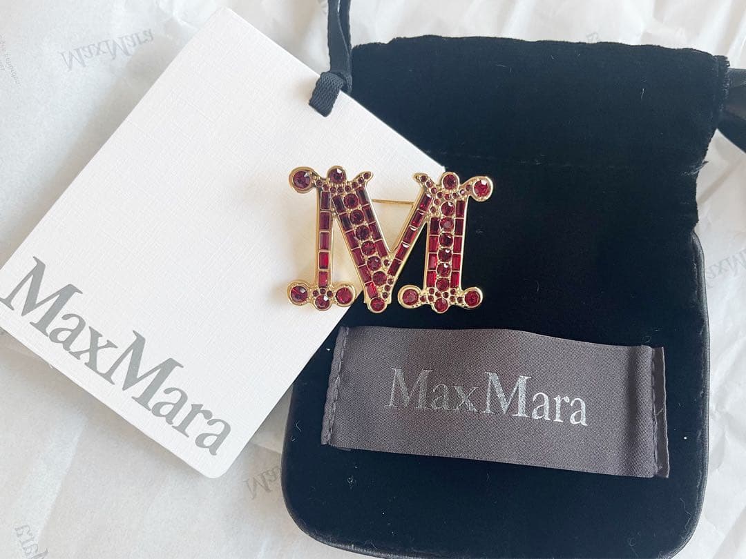 マックスマーラ ブローチ MaxMara ゴールド×レッド ビジュー