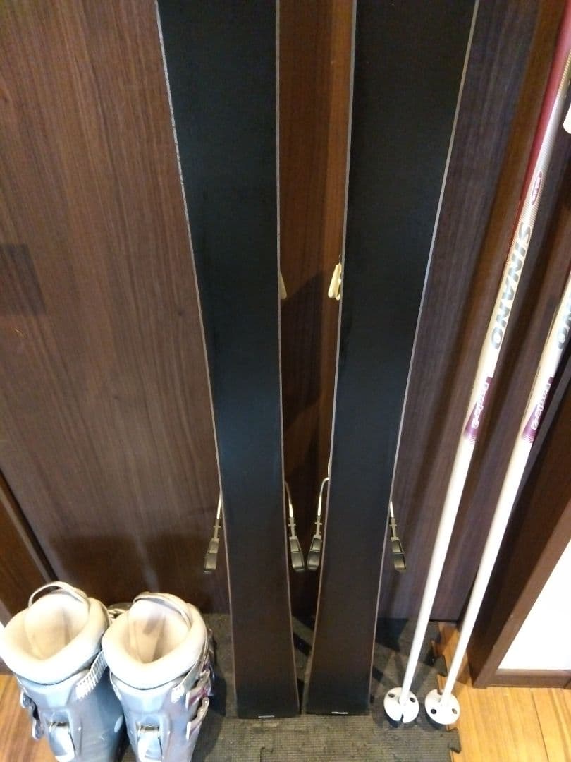 超美品【ハイエンド】VOLKL レディース スキーセット メンテ・WAX済み✔