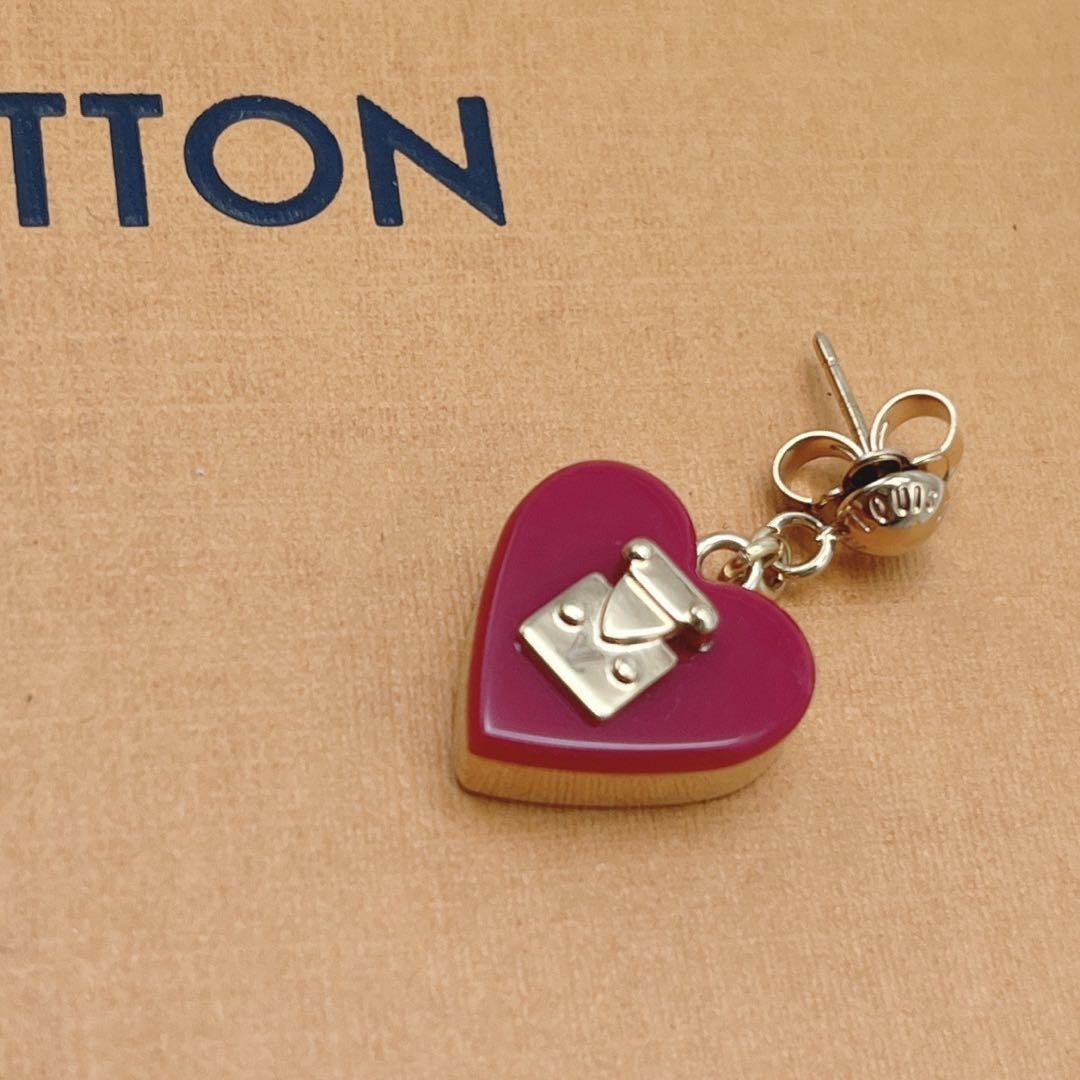 ルイヴィトン ブックルドレイユ ロックミー ハートピアス 赤　片方