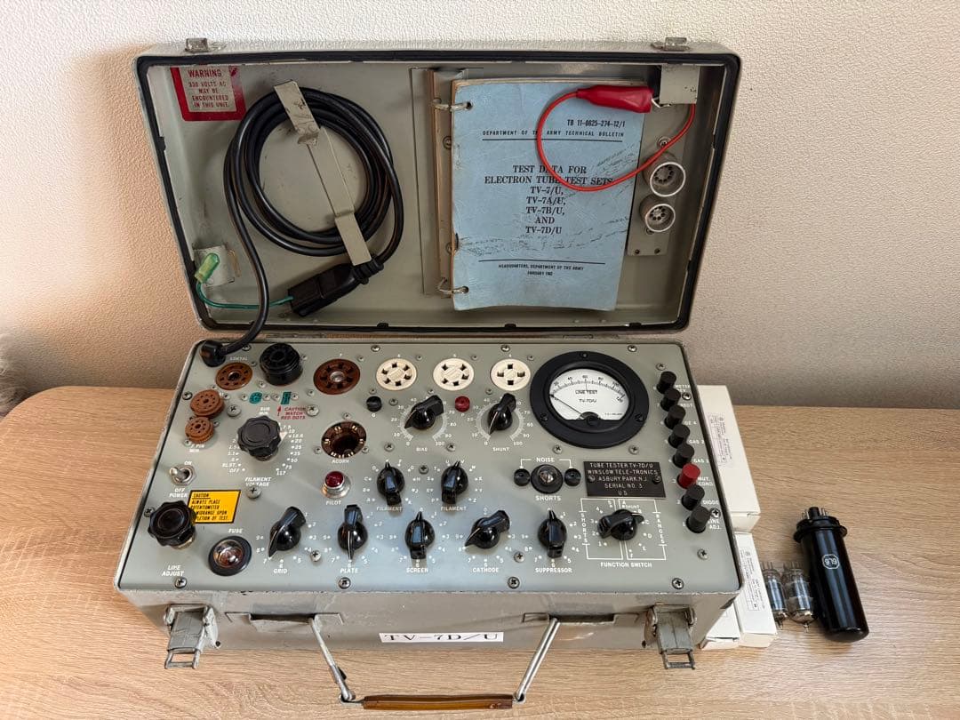 TV-7D/U 真空管試験機（校正済）・真空管付き