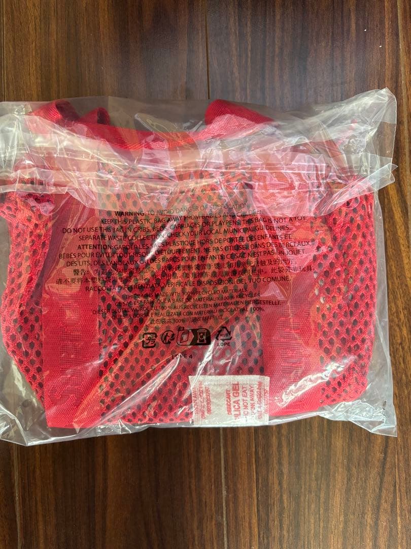 バッグ Supreme Mesh Mini Duffle Bag Red (25SS)