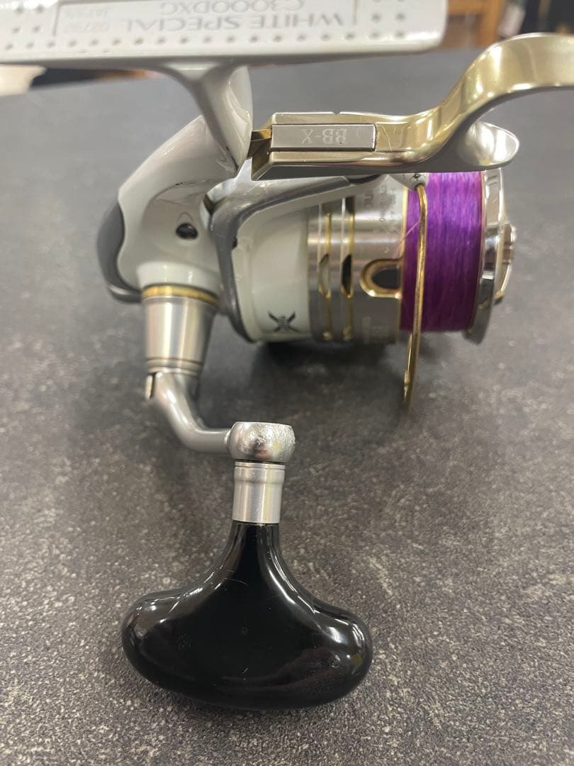 超希少シマノBB-X テクニウム Mg ホワイトスペシャル C3000DXG