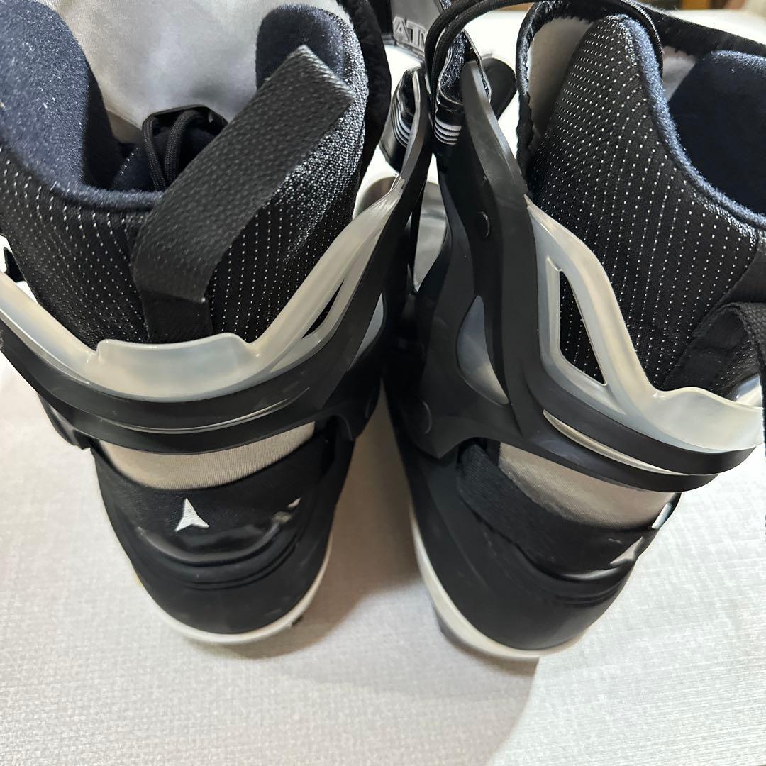 Atomic スキー用ブーツ 黒