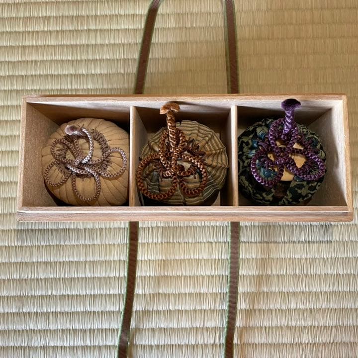 瀬戸焼茶入　鵬雲斎箱書付　仕覆2枚付