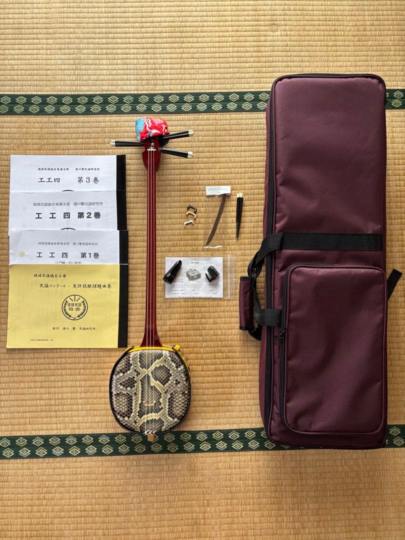 三線　本蛇皮強化張り　美品