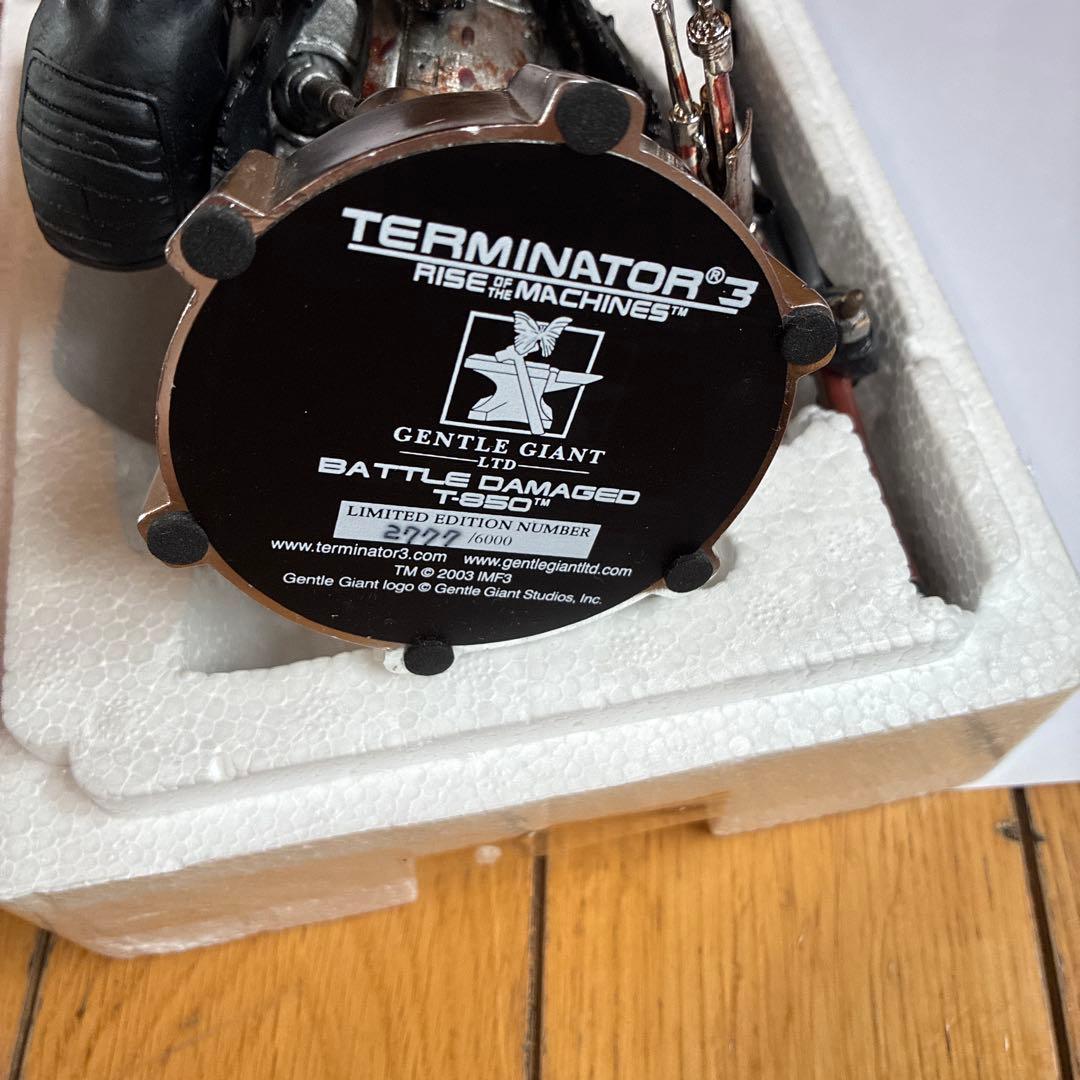 T-850 Battle Damaged フィギュア