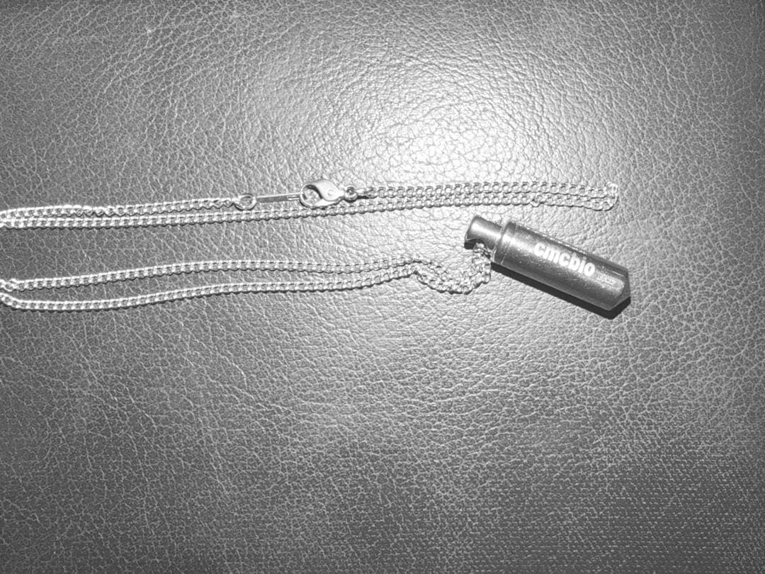 電磁波防御 cmcbio ペンダント