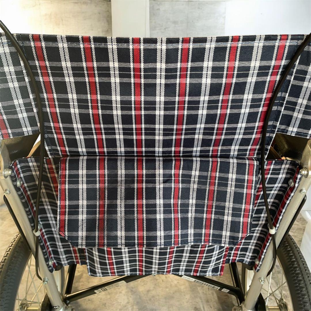 日進医療器 介助式 軽量車椅子 NEO-2 (取扱説明書あり)