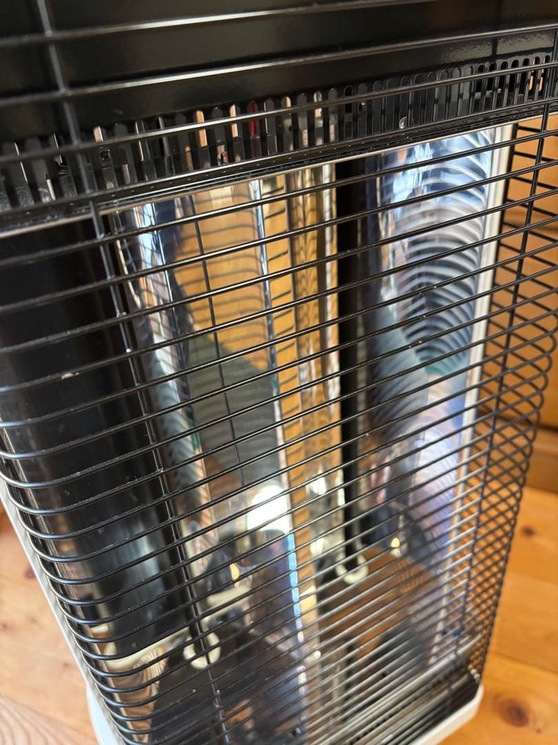 DAIKIN 遠赤外線 セラムヒート CER11WS-W ☆