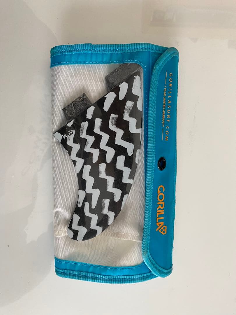 美品 fcs2 gorillaフィン M QUAD トライ 5枚　Tri