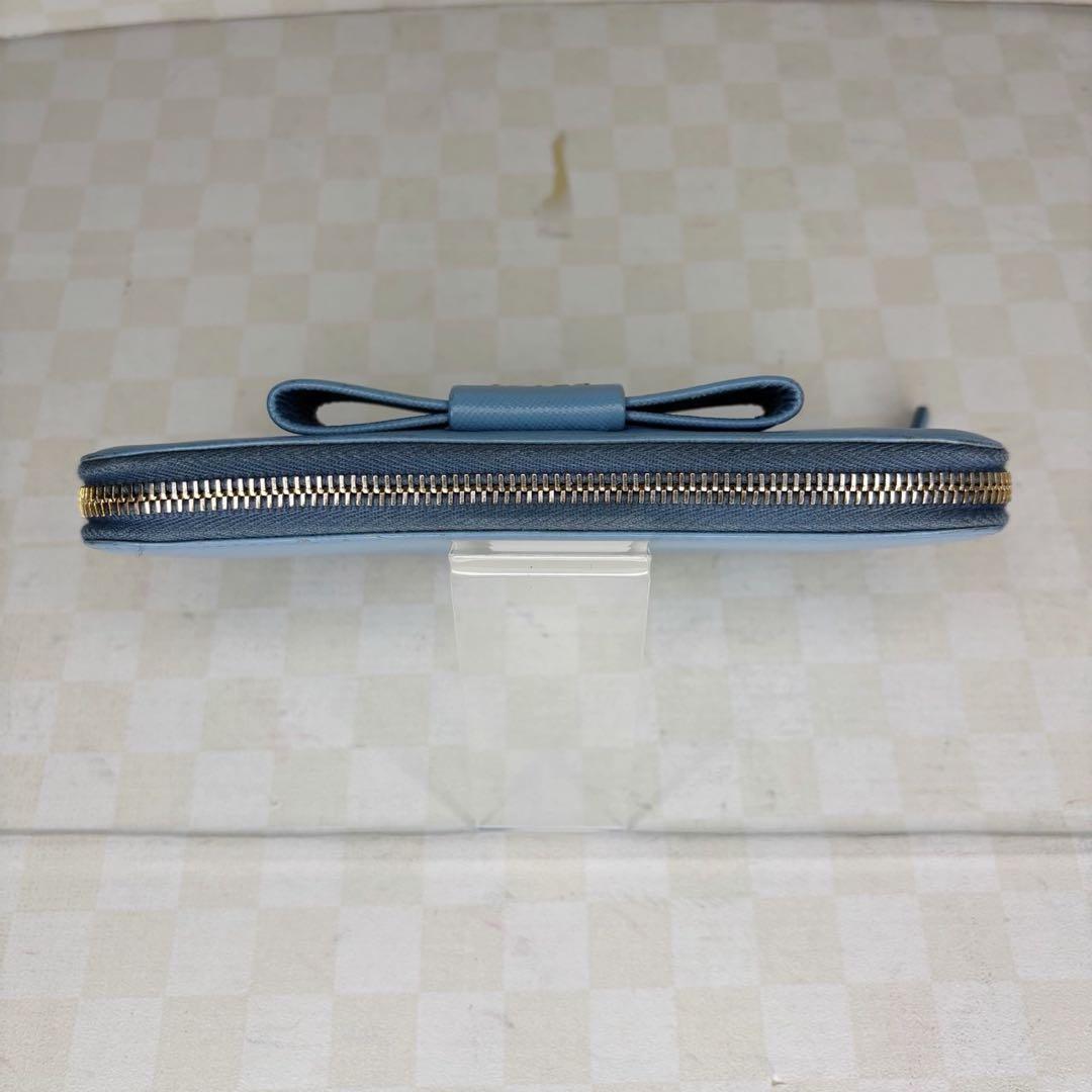 極美品　PRADA プラダ　長財布　ラウンドファスナー　M05