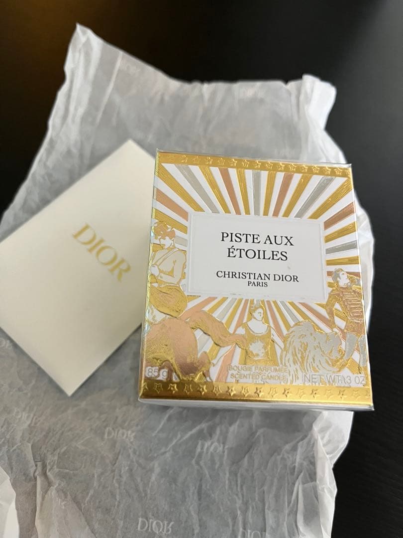Dior Piste aux Étoiles 香り付きキャンドル 66g