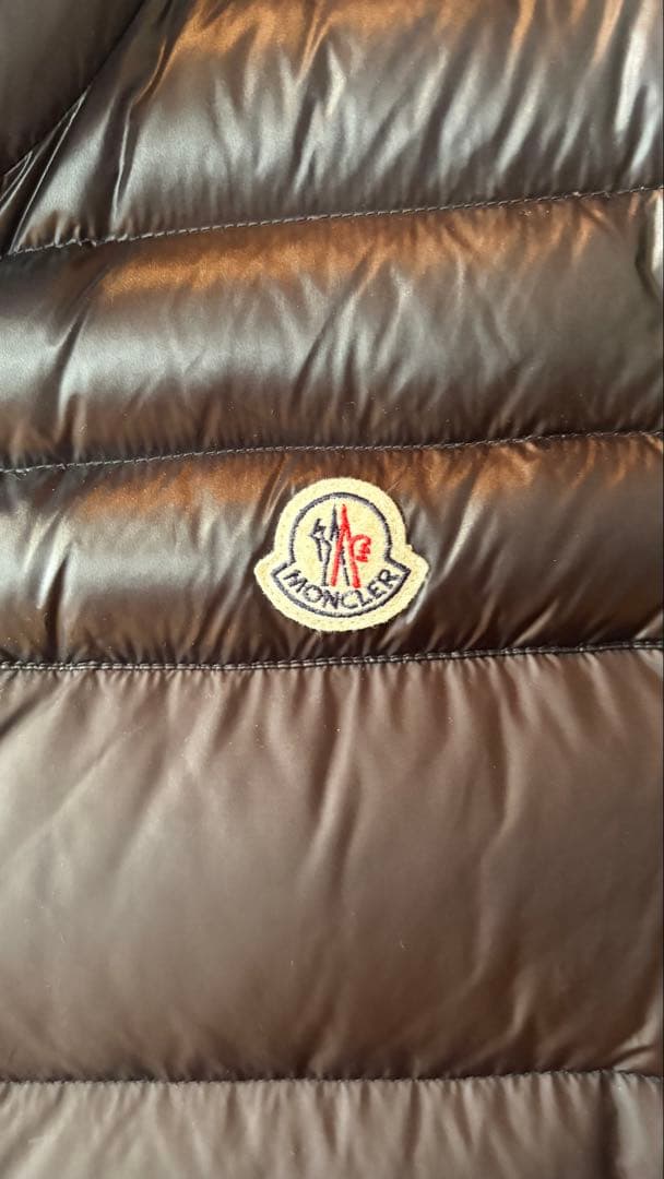 【TOM】MONCLER　ダウンベスト