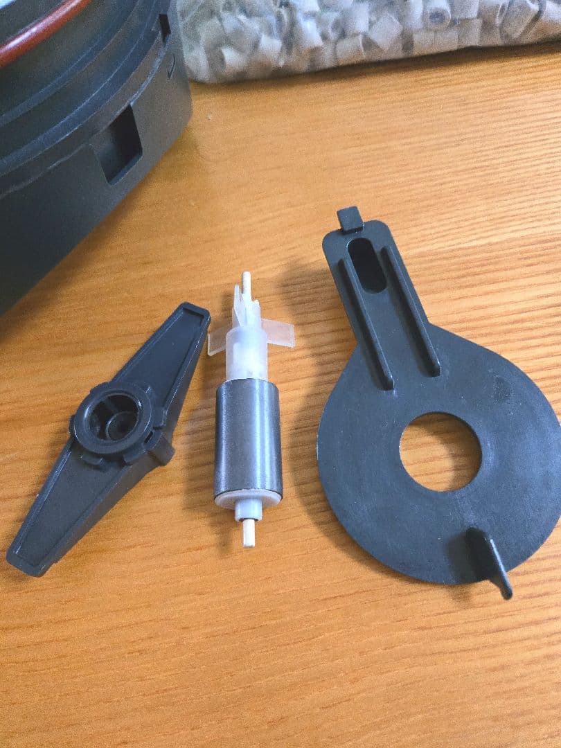 エーハイム2215外部フィルター/新品未使用ろ材付き/スターターセット/水草水槽